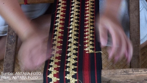 kain tapis lampung